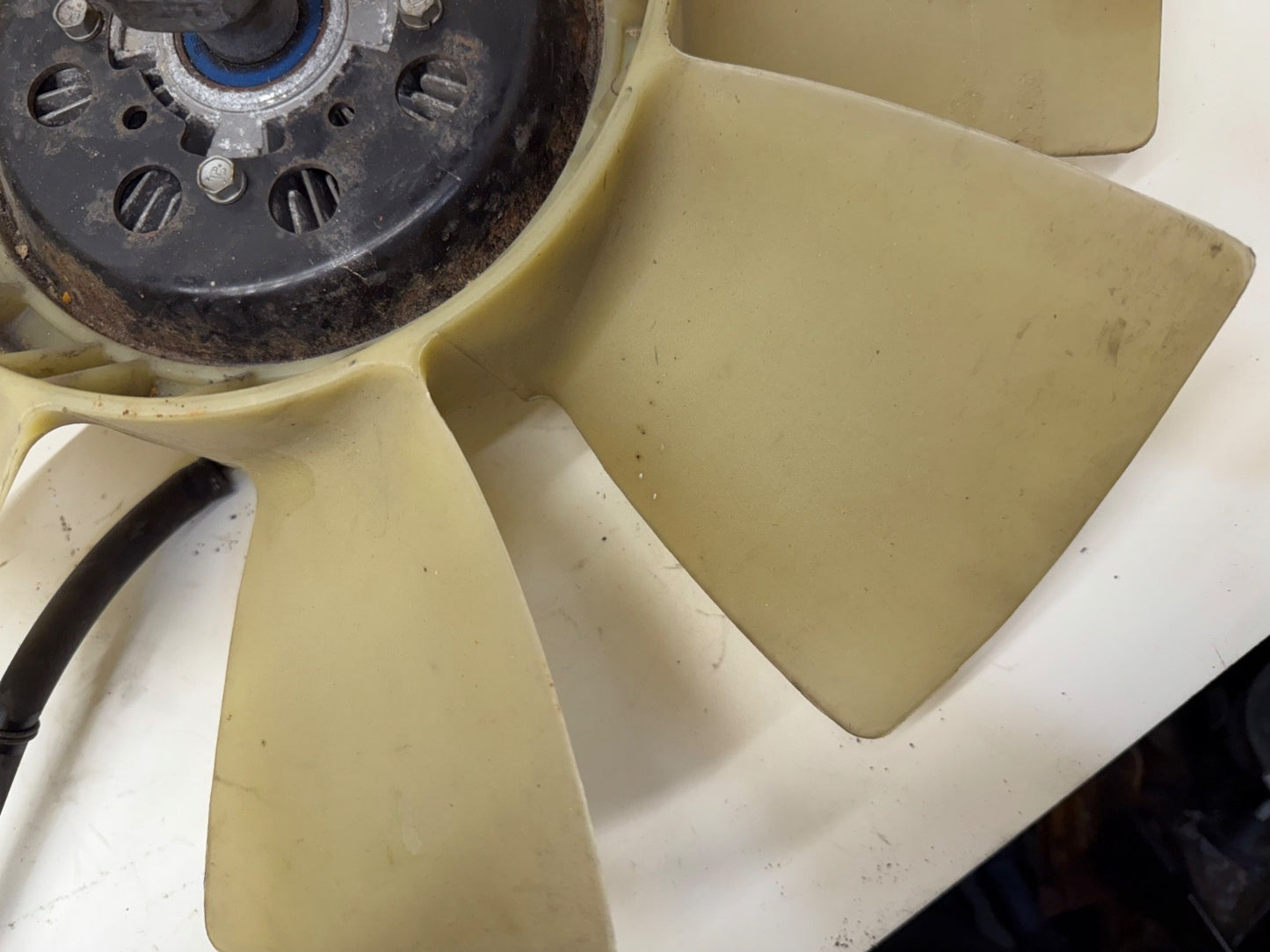 OEM 11-16 Ford F250 F350 6.2L Radiator Cooling Fan Clutch Assembly BC34-8A616-EJ