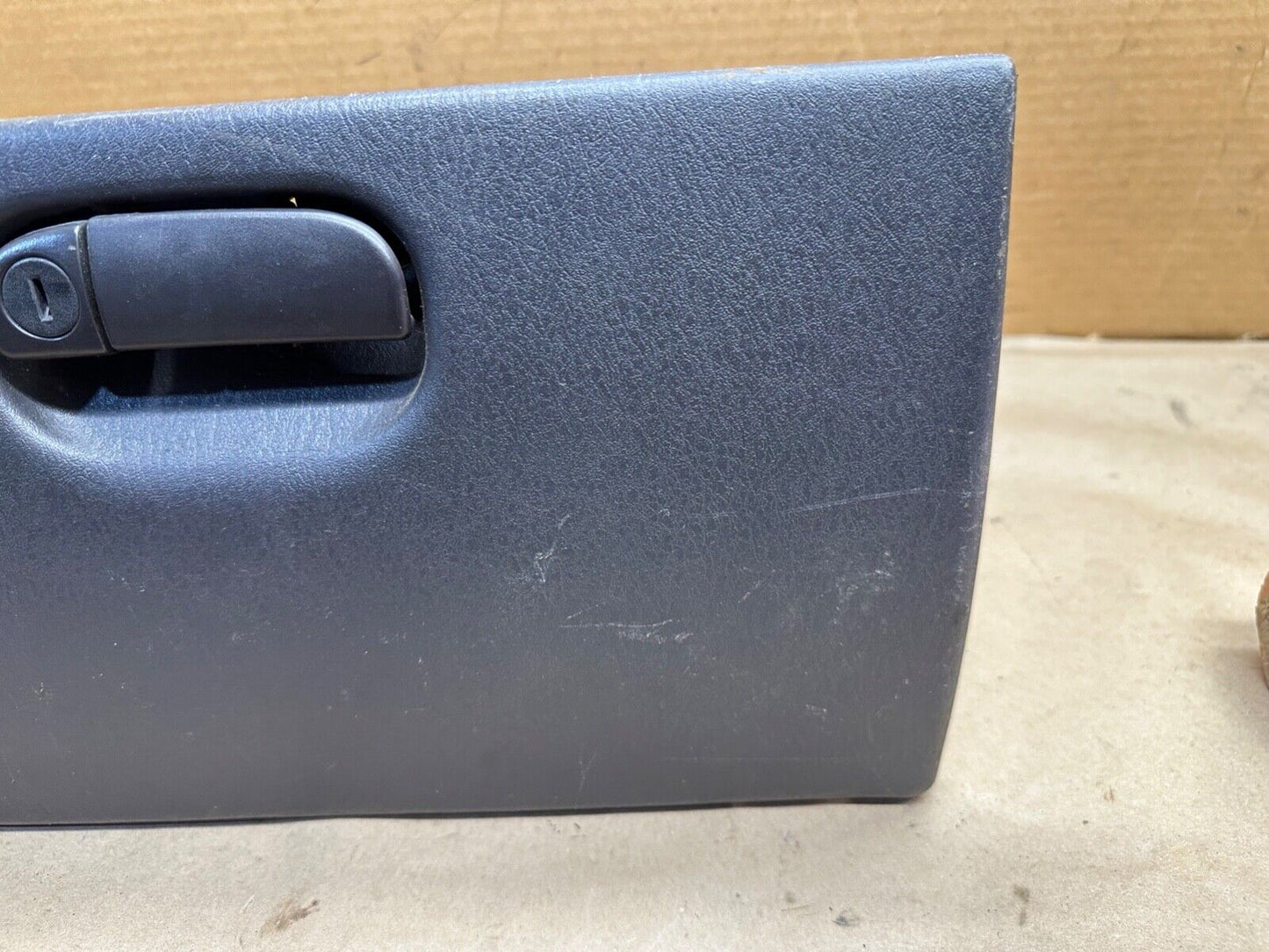 97-06 Jeep Wrangler TJ Glove Box Glovebox AGATE gray grey OEM Dash Storage 03 02