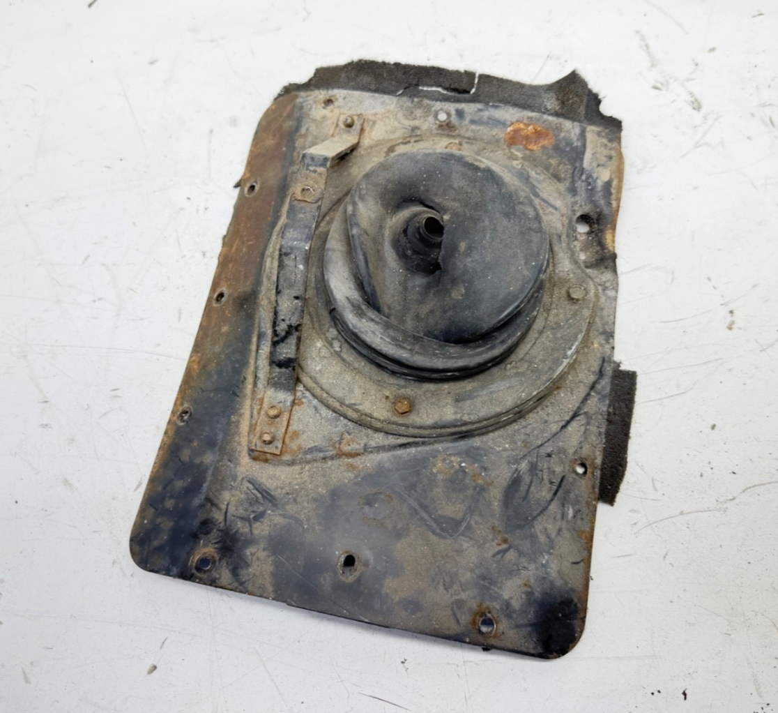 Jeep TJ Wrangler 97-02 Manual Transmission Tunnel Cover Shifter Plate 5spd Trans