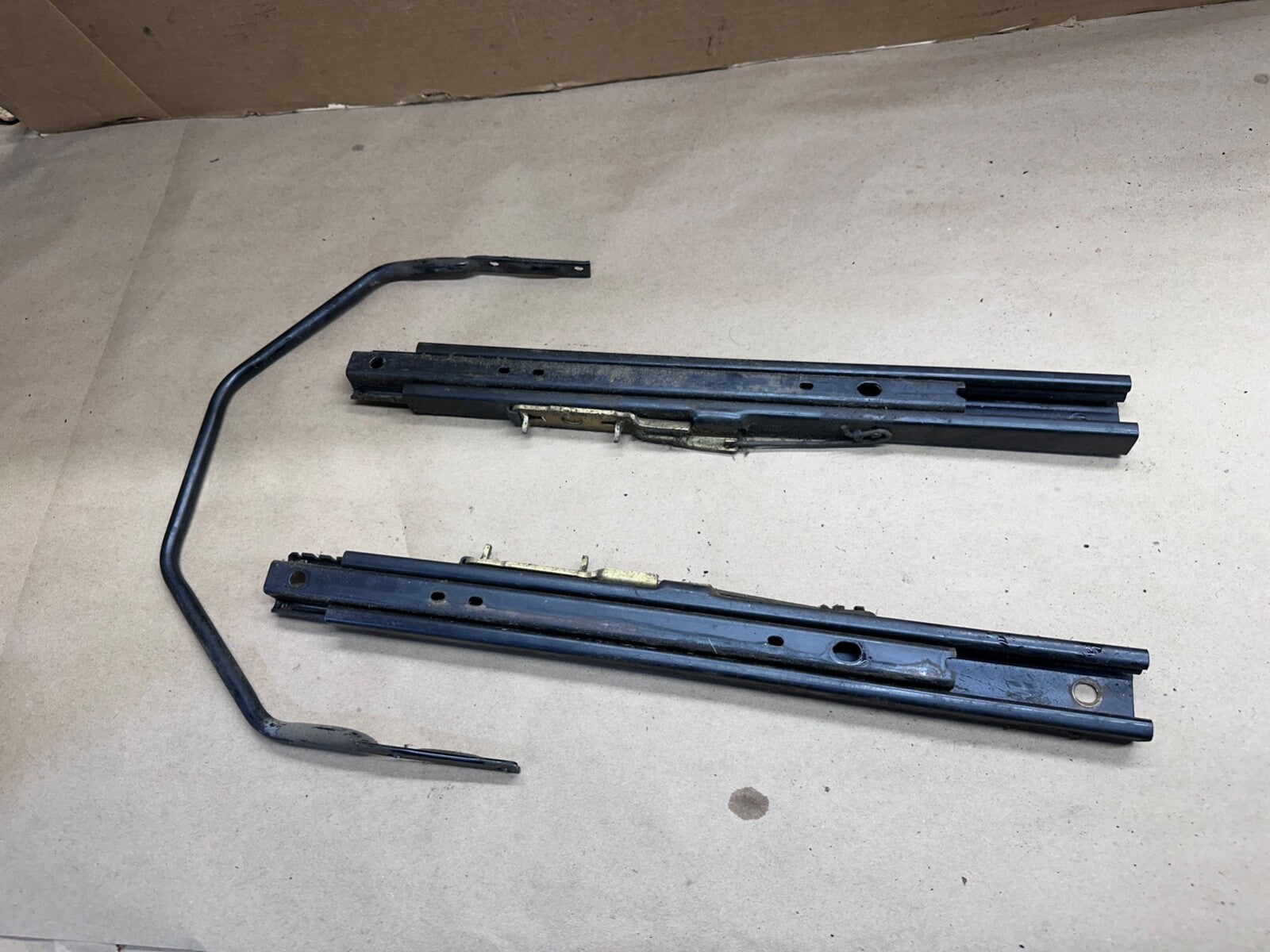 91-95 Jeep Wrangler YJ Left Right 11" and 14" Seat Adjuster Slider Track L R OEM