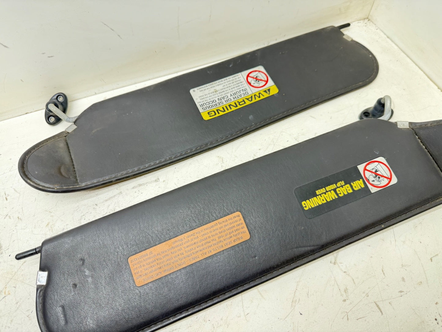 Jeep Wrangler TJ 97-02 OEM Sun Visor Left Right Dark Grey Pair SunVisor Pair Set