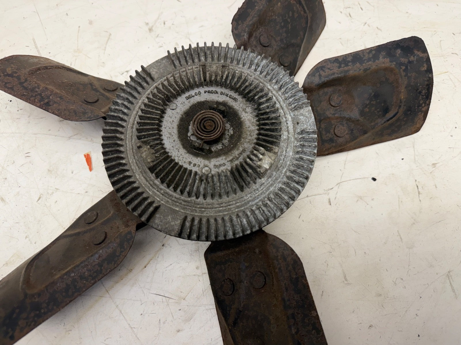 87-90 YJ Jeep Wrangler 6 CYL 4.2L Radiator Cooling FAN BLADE w/ CLUTCH Bolt On