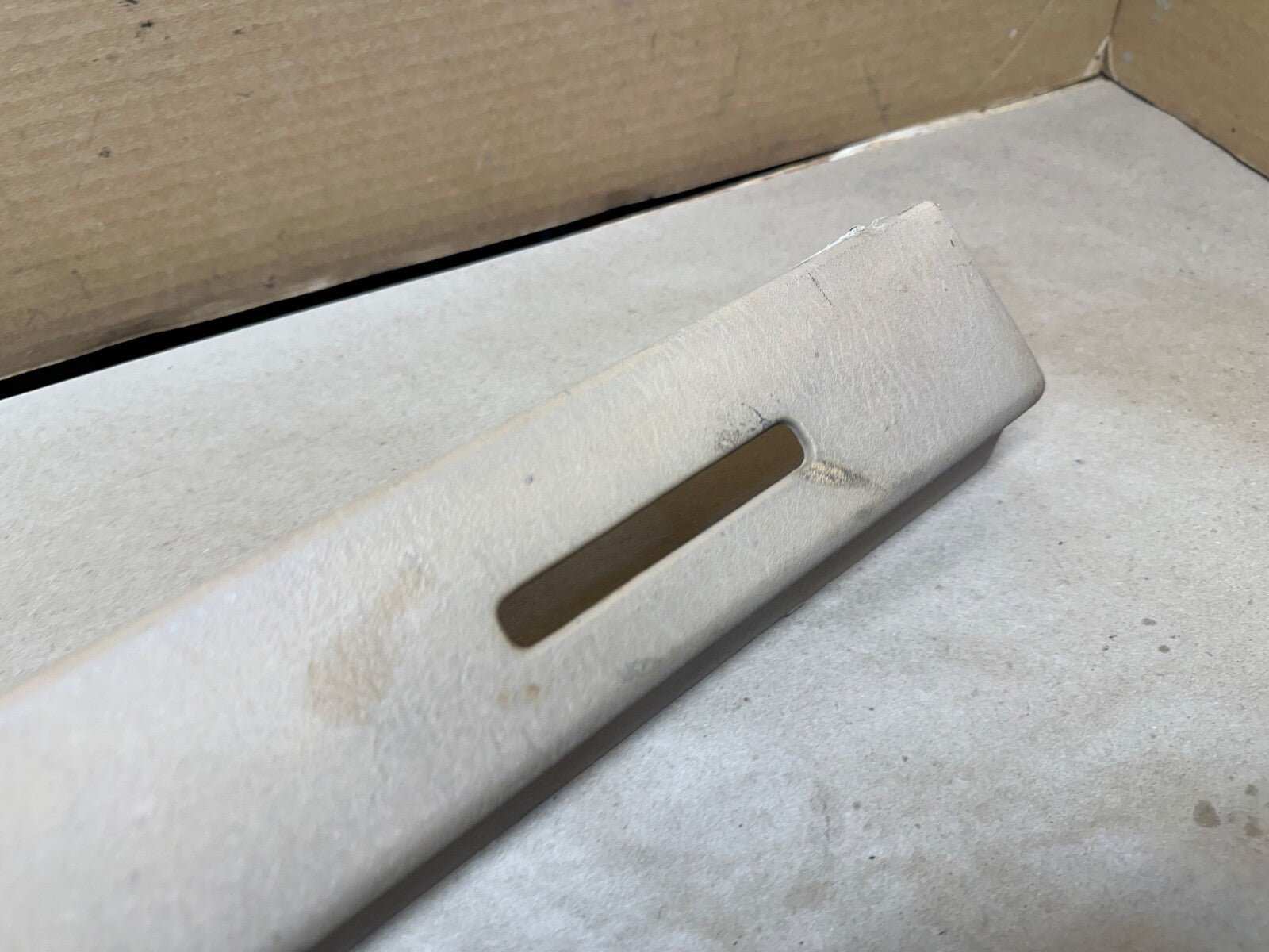 97-06 Jeep Wrangler TJ Dash Cowl Vent Trim Bezel Defrost OEM Tan Factory Beige