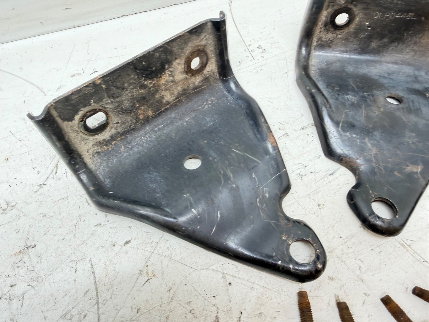 97-02 Jeep TJ Wrangler BACK SEAT BRACKETS Side Rear Bracket OEM Floor Complete