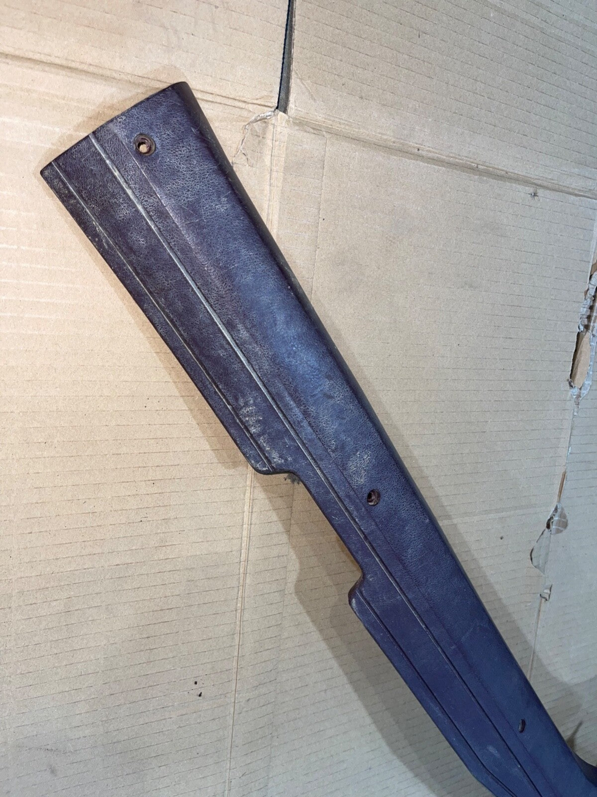 86-92 Jeep Comanche RED GARNET Plastic Interior DOOR SILL Trim Passenger Right R