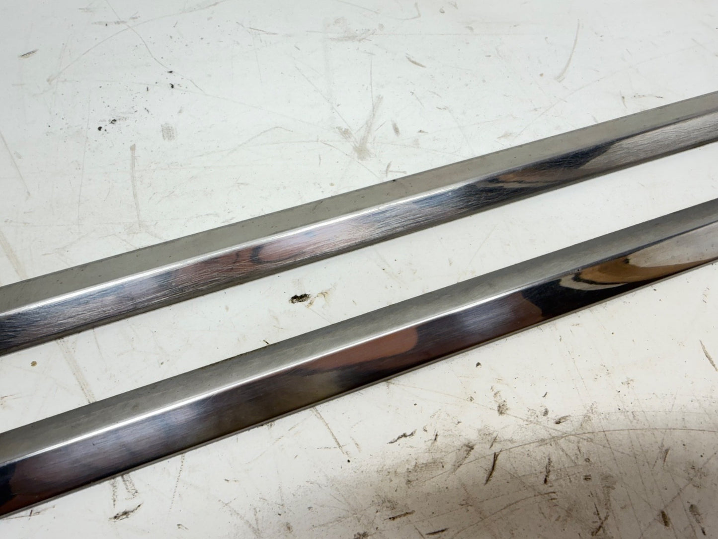 63-79 Cherokee Wagoneer Stainless Chrome Trim Rear Passenger Fender Hood Back
