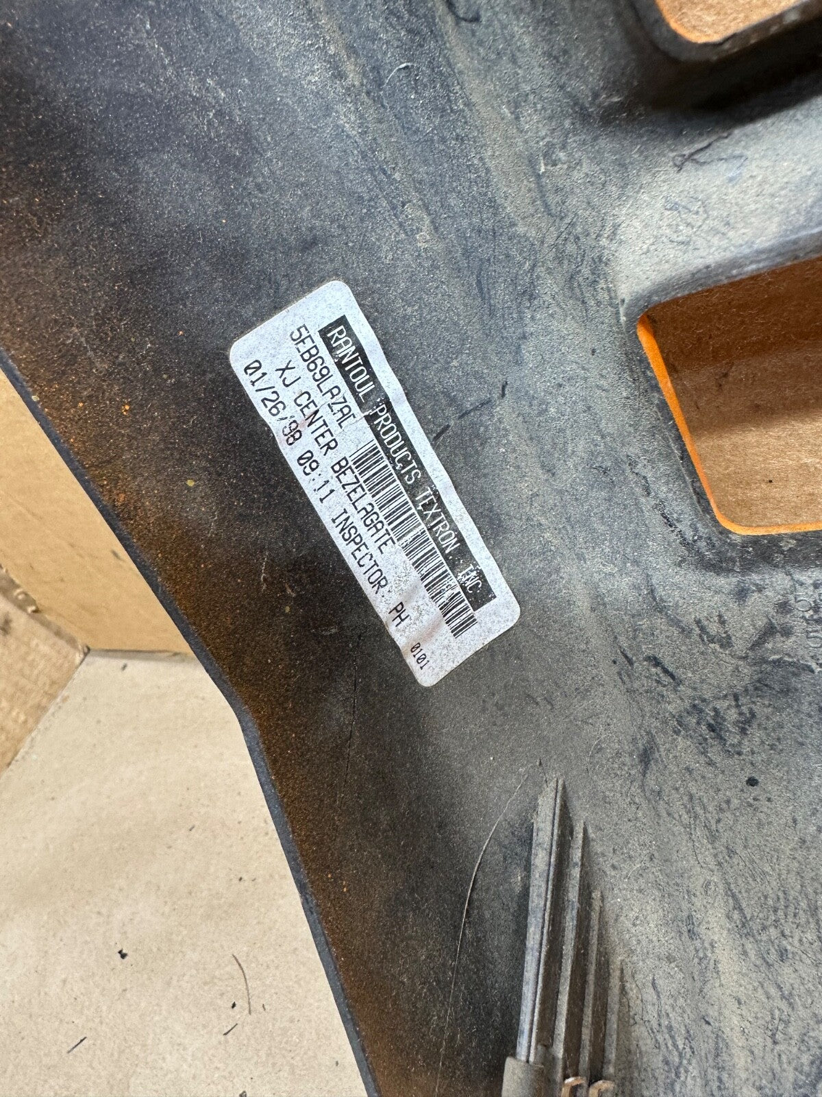 97-01 Jeep Cherokee XJ Dash Center Radio Bezel Trim OEM Painted Orange Surround