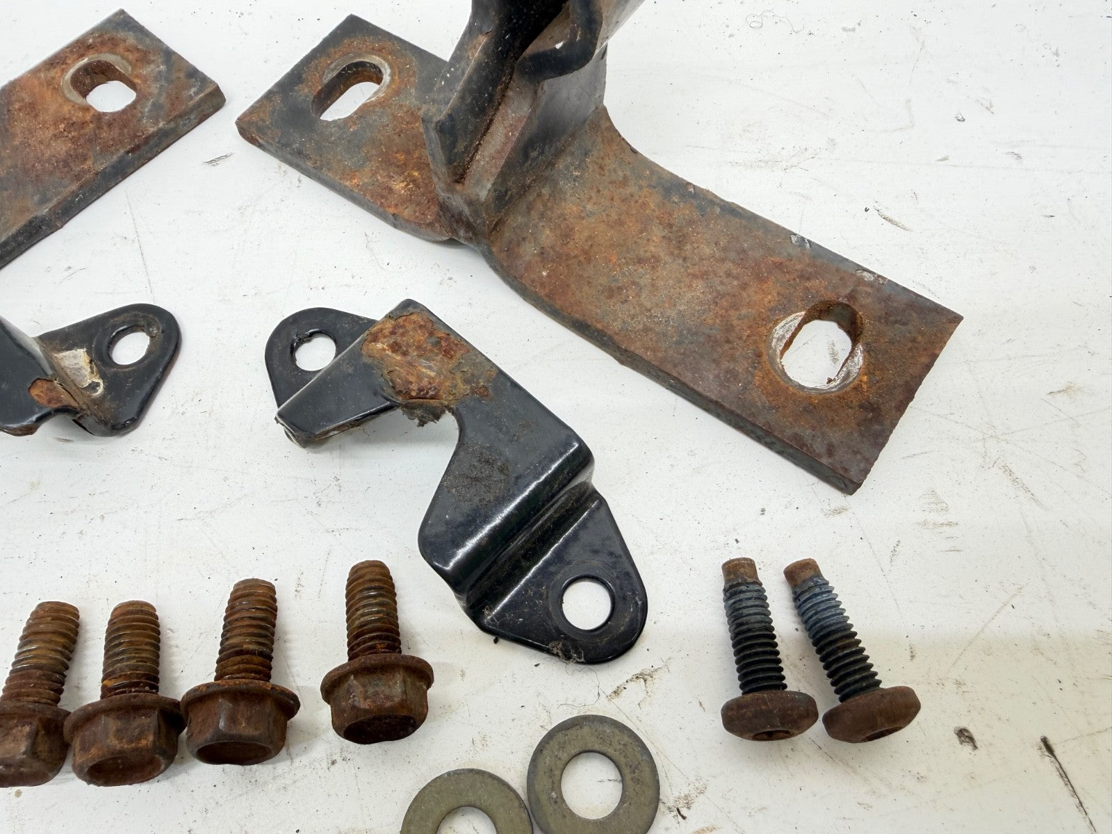 87-95 Jeep Wrangler YJ Rear Seat Brackets Back Bracket PAIR OEM Rear Mount Set
