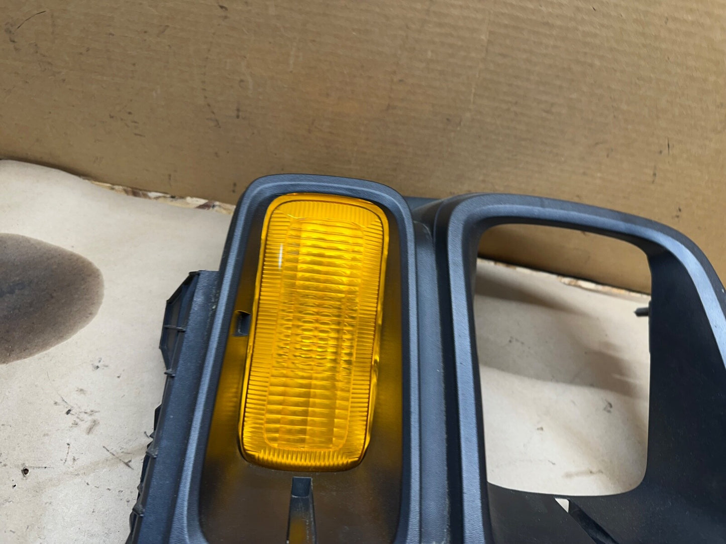 08-12 FORD E150 Headlight Trim Bezel Left Driver 44ZH-1933 LH E250 E350 OEM L