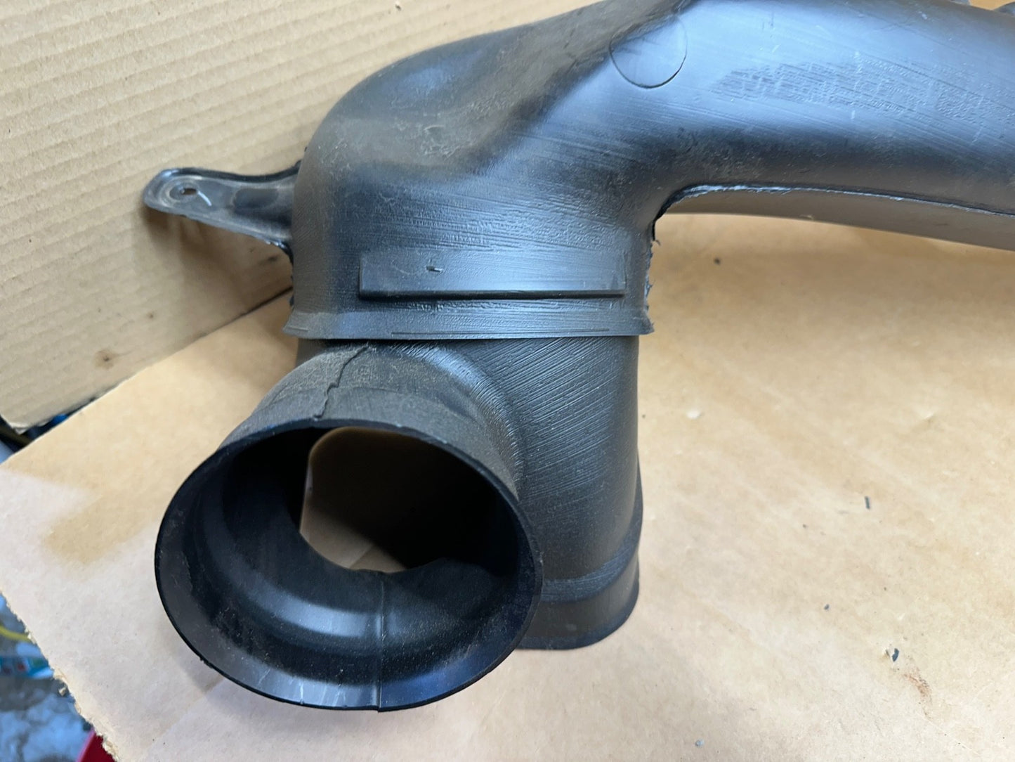 2011-2016 FORD F250 F350 SUPER DUTY OEM HVAC AIR VENT DUCT TUBE CC34-19B680-AA