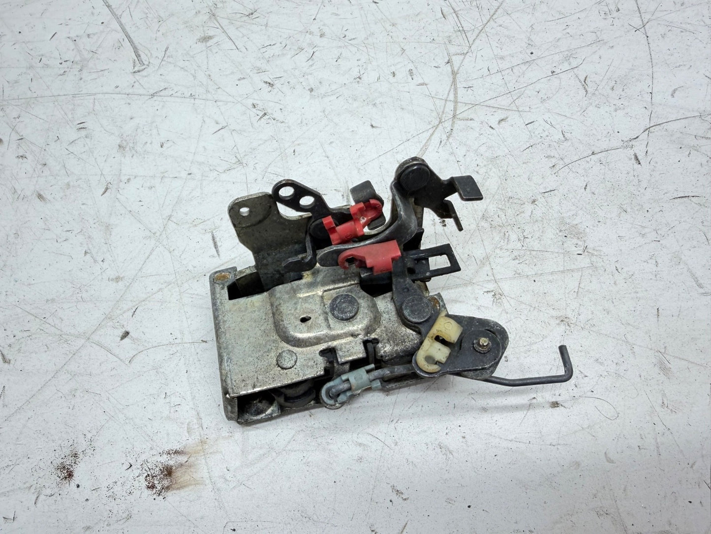 84-96 Jeep Cherokee XJ Rear Passenger Right Door Latch