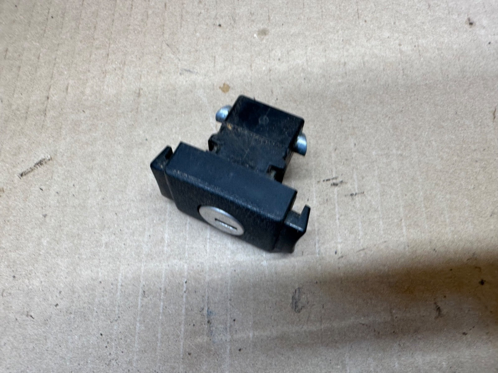 87-95 Jeep Wrangler YJ Glovebox Door Latch OEM Glove Box Opener Factory