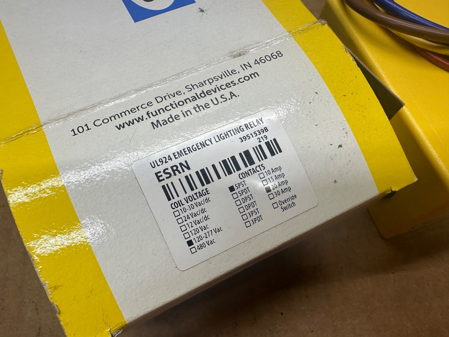 ESRN 3951539B FUNCTIONAL DEVICES RIB UL924 LIGHTING RELAY 120-277v 20 amp spst