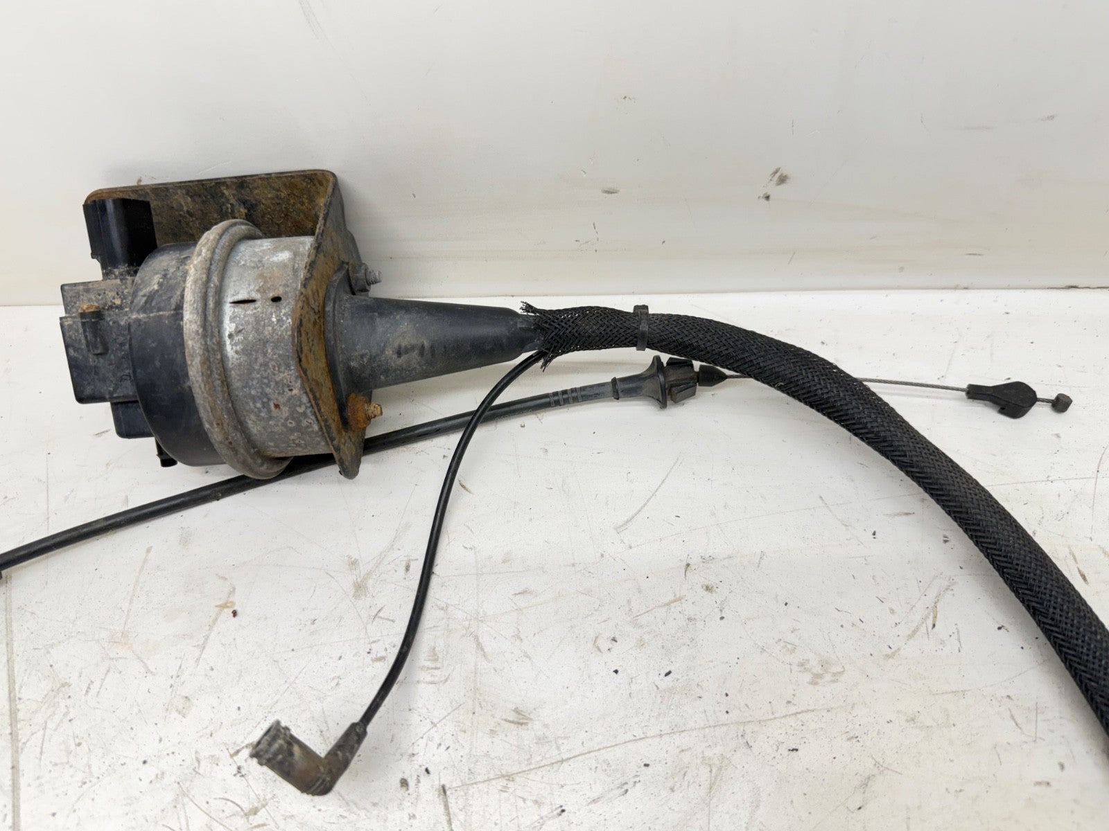 97-02 Jeep TJ LJ Wrangler Cruise Control Speed Servo Module & Bracket OEM Cable