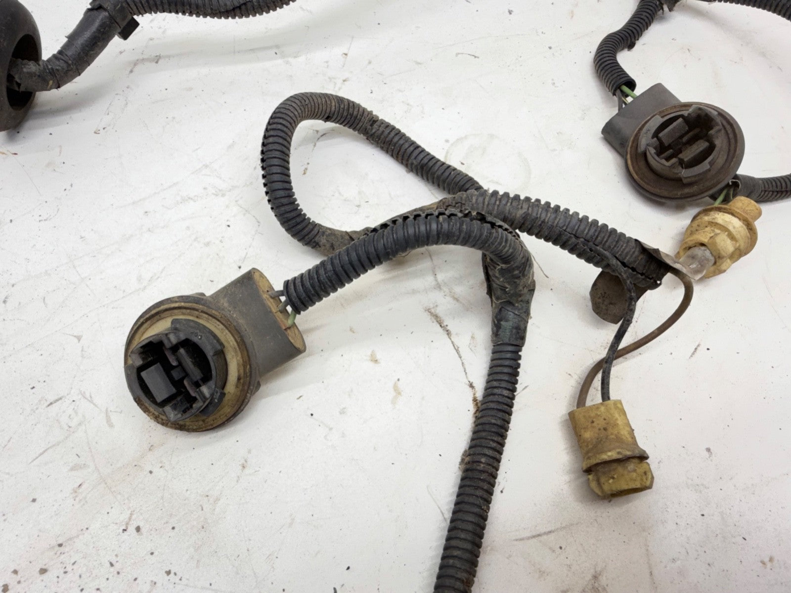 Jeep Wrangler TJ 97 ONLY Grille Headlight Wire Harness Wiring 1997 Head Light OE