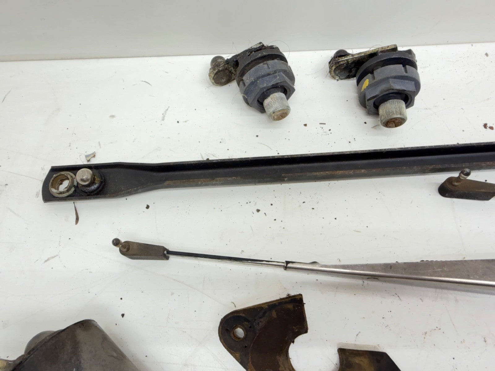Jeep Wrangler YJ 87-95 Wiper Transmission Linkage Pivot Nut Motor Assembly Rod