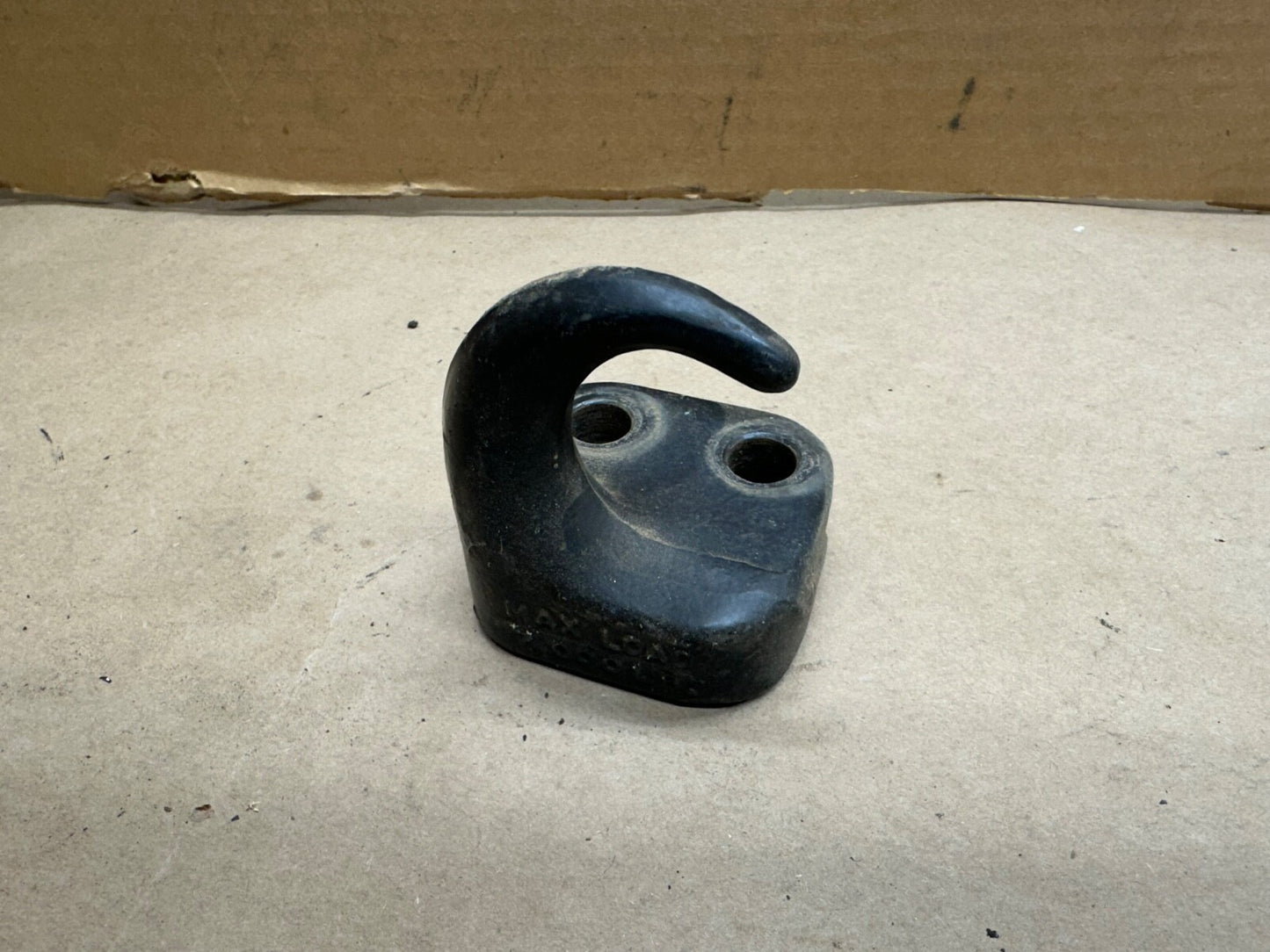 Factory RIGHT Front Tow Hook Towhook RH R for 97-06 Jeep Wrangler TJ LJ OEM