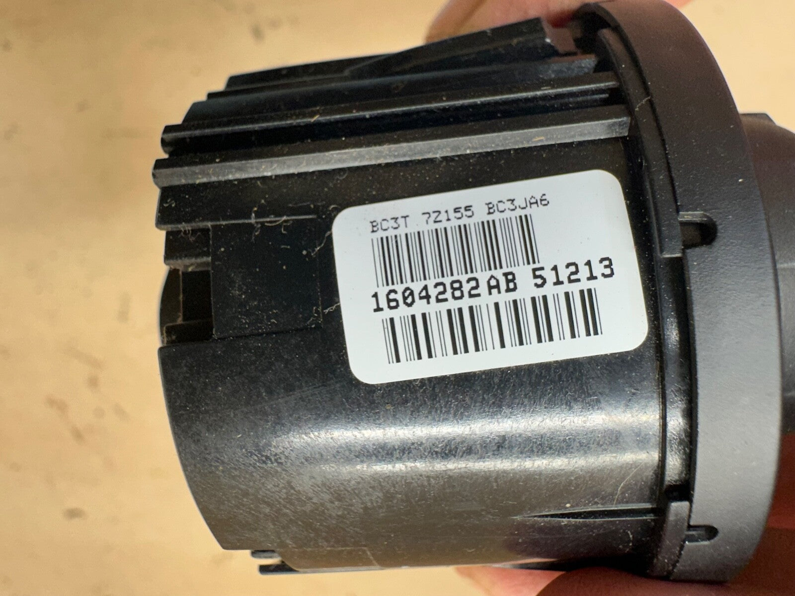 4WD 4X4 Control Switch Knob Rear Locker for 11-16 FORD F250 F350 BC3T-7Z155 OEM