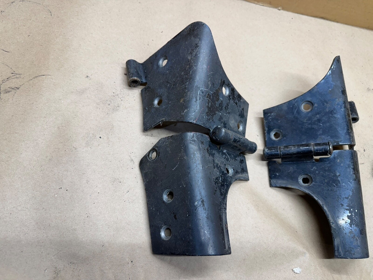 Windshield Frame Hinges Hinge Pair for Jeep Wrangler TJ 97-06 Factory OEM White