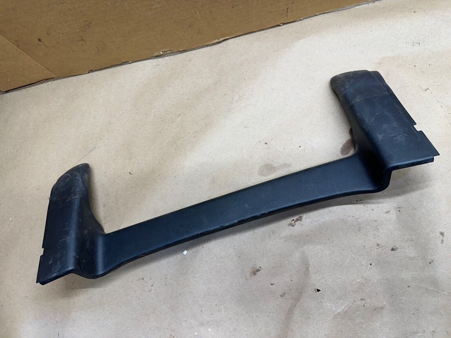 2007-2013 Chevy Silverado 1500 Tahoe Front Driver Side Seat Rear Kick Trim Floor