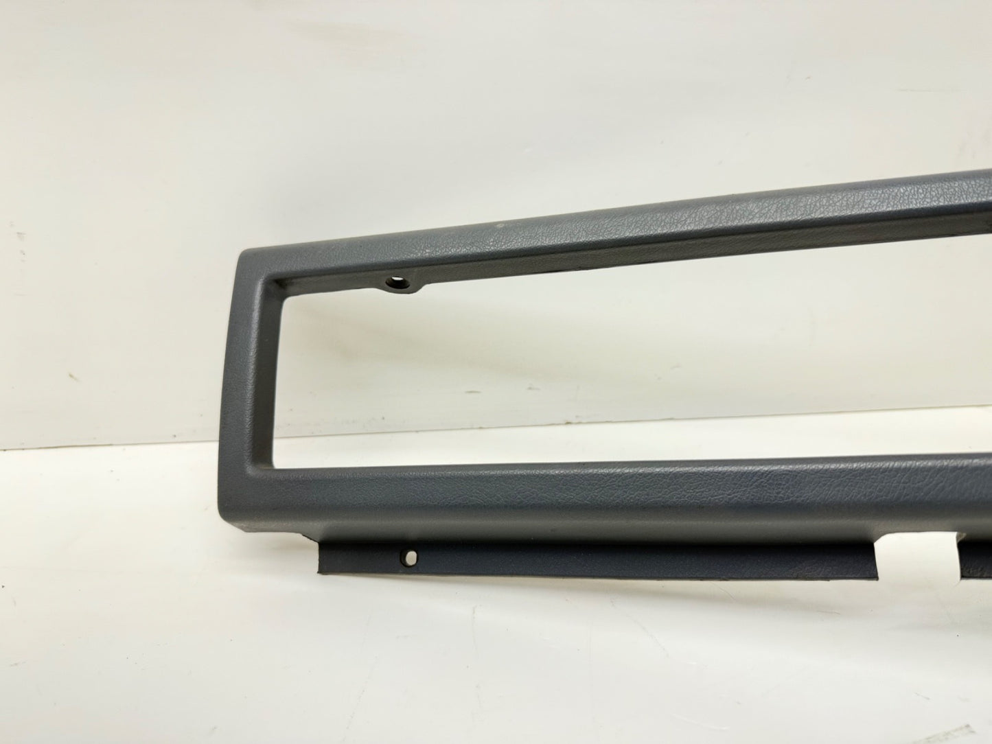 84-96 Jeep Cherokee RH Passenger Side Dash Glove Box Bezel Trim Vent Panel Grey