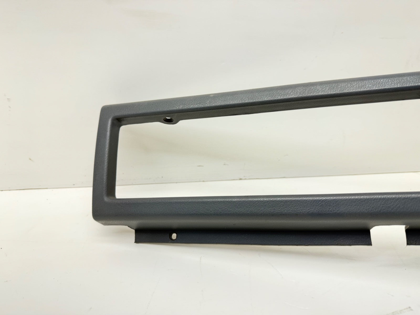 84-96 Jeep Cherokee RH Passenger Side Dash Glove Box Bezel Trim Vent Panel Grey