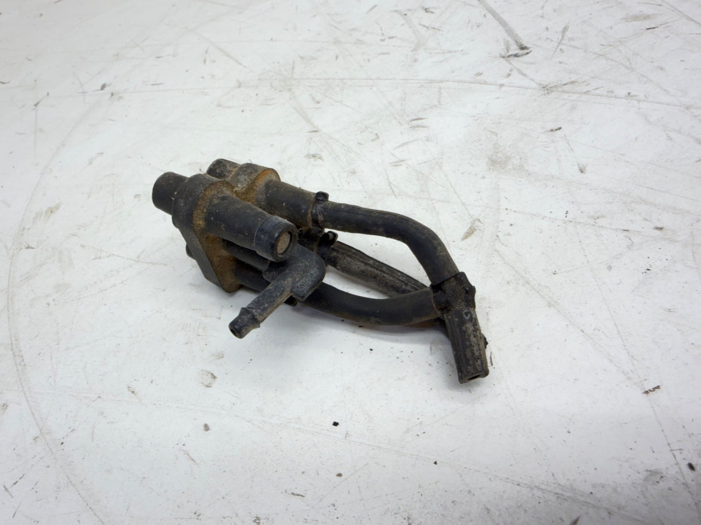 Jeep Wrangler & CJ 258 Intake Manifold Sensor 4.2 Ported Vacuum Switch Plug OEM