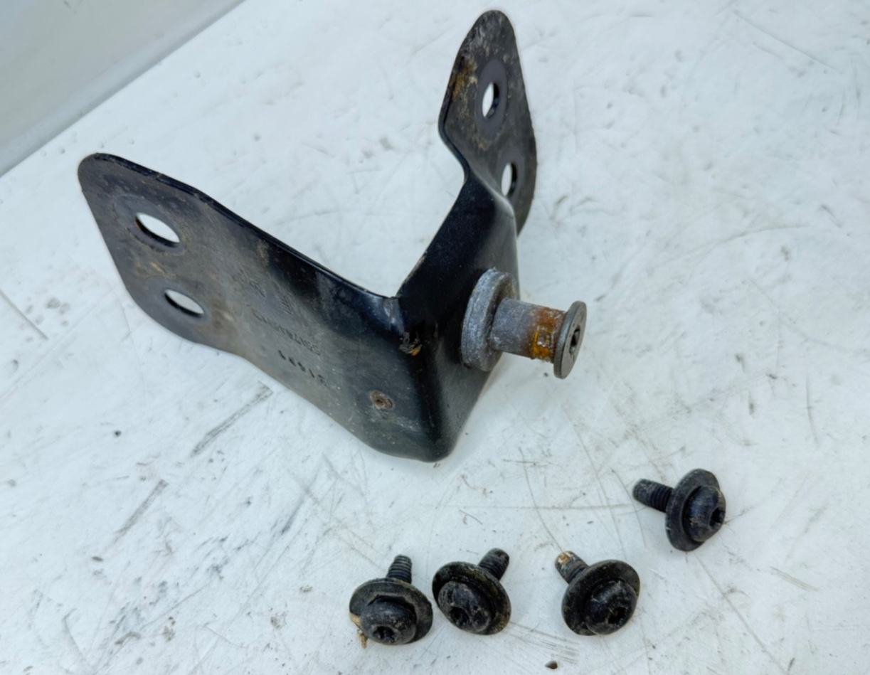 98-06 Jeep TJ Wrangler Rear Tailgate Door Striker Latch Bracket BOLTS Pin Catch