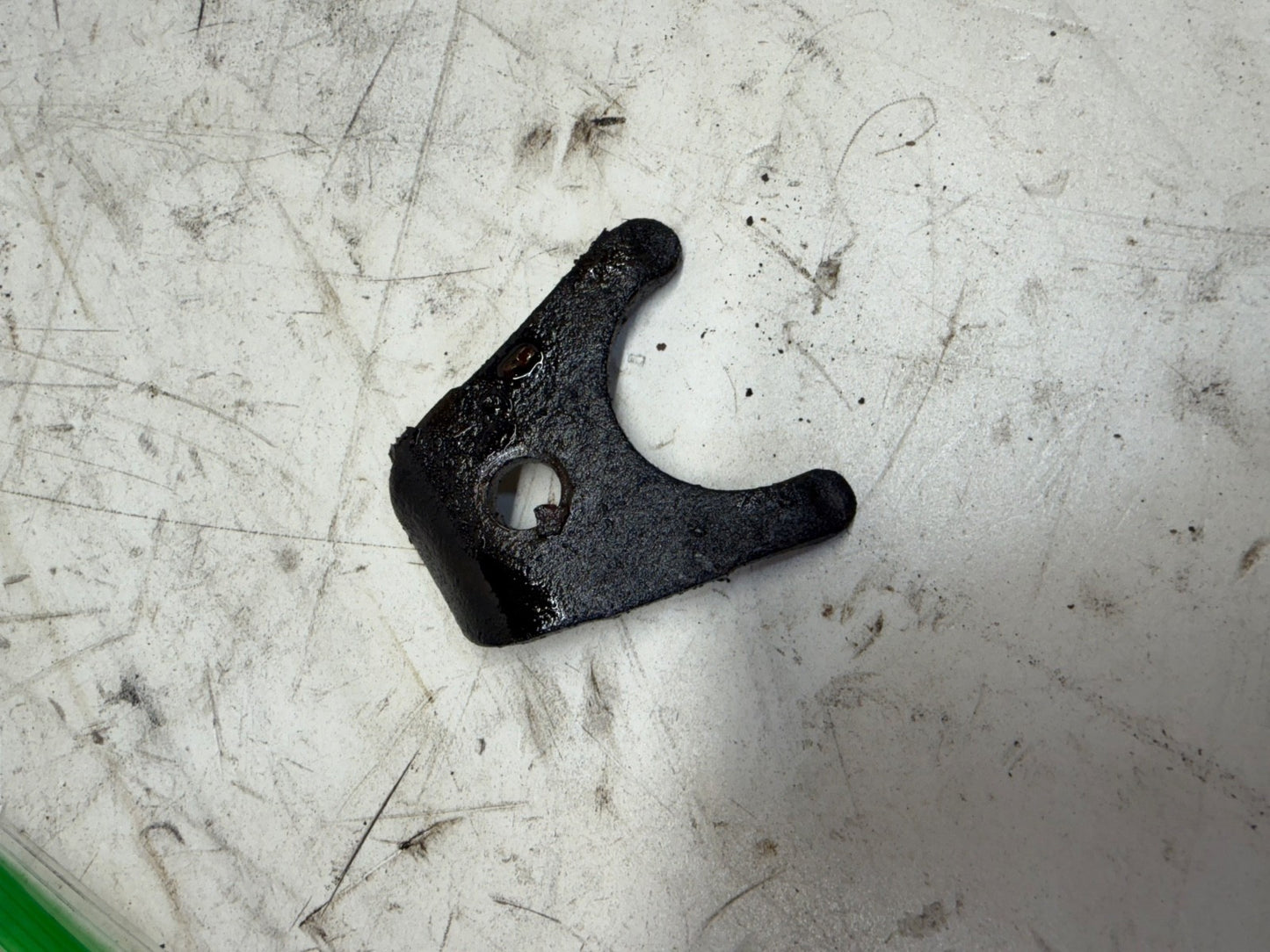 1976-90 JEEP CJ YJ WRANGLER 4.2L 6 CLY Distributor Hold Down Bracket Clamp 4.2 L
