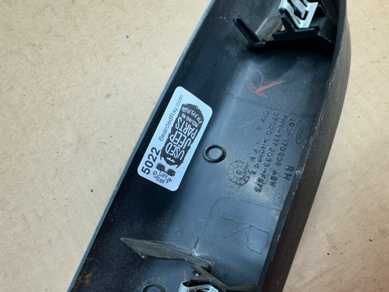 1999-2007 F-250 F-350 Super Duty RH Right Passenger Door Mirror Bolt Cover Trim