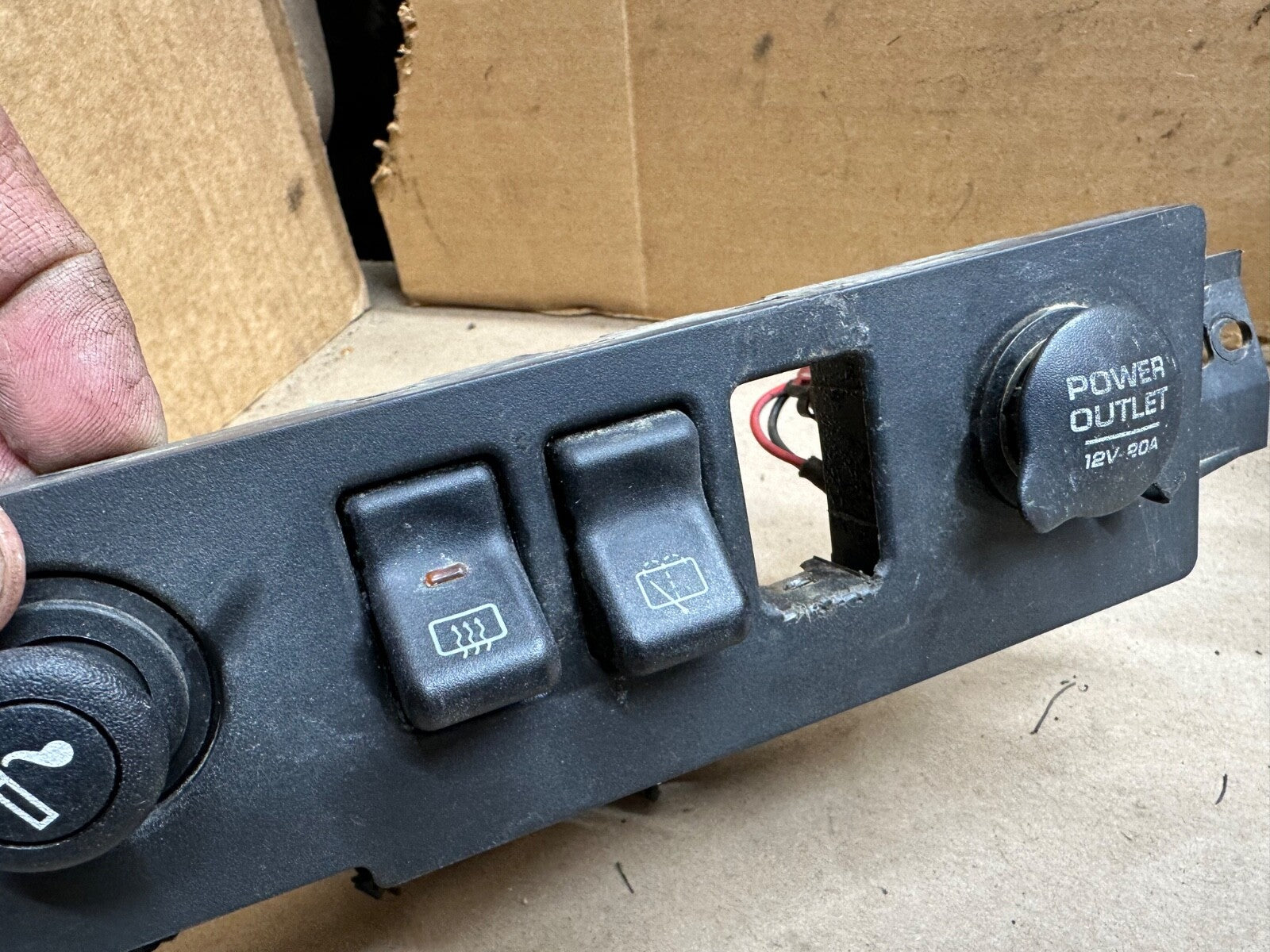 97-01 Jeep Cherokee XJ Dash Switch Panel Dash Defrost Rear Wiper 12v outlet OEM