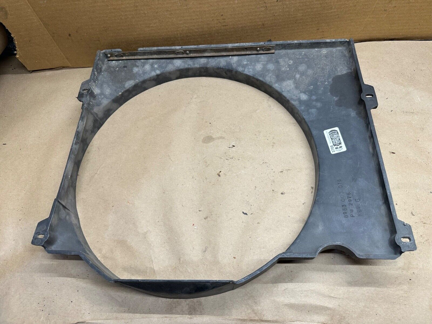 84-90 Jeep Cherokee XJ MJ OEM Fan Shroud 2.8L V6 2.5L I4 Blade Shield Guard 2.5