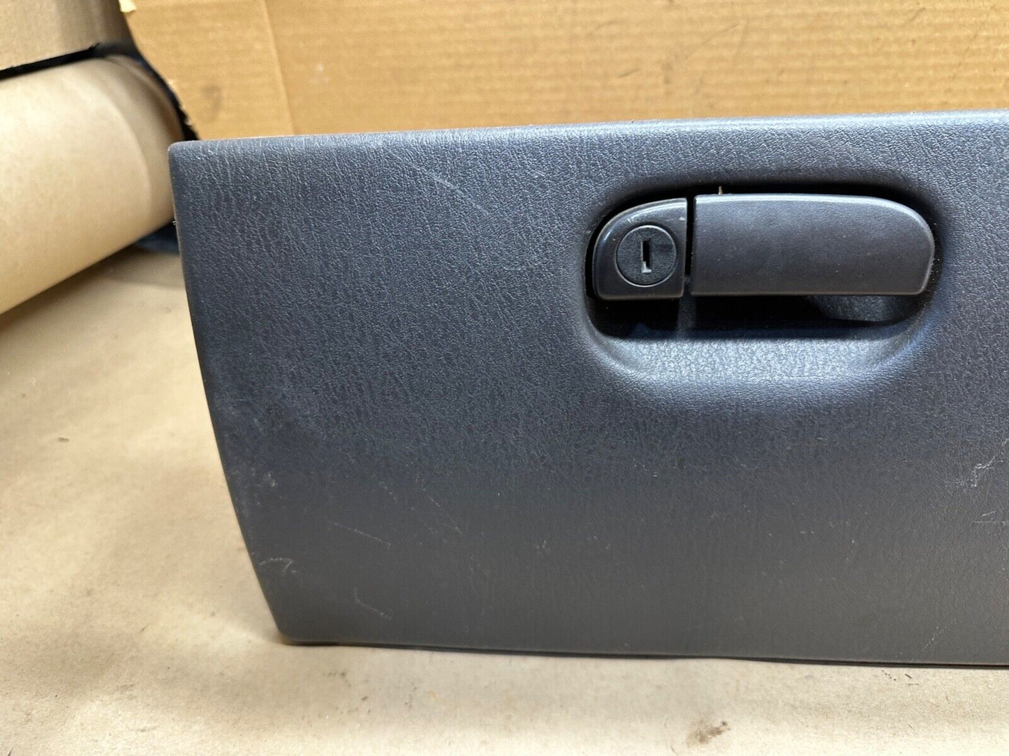 97-06 Jeep Wrangler TJ Glove Box Glovebox AGATE gray grey OEM Dash Storage 03 02