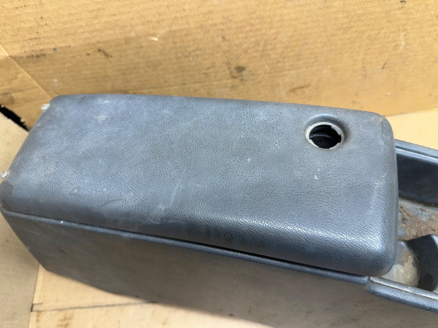 91-95 Jeep Wrangler YJ Interior Center Console Agate Grey Gray OEM Factory