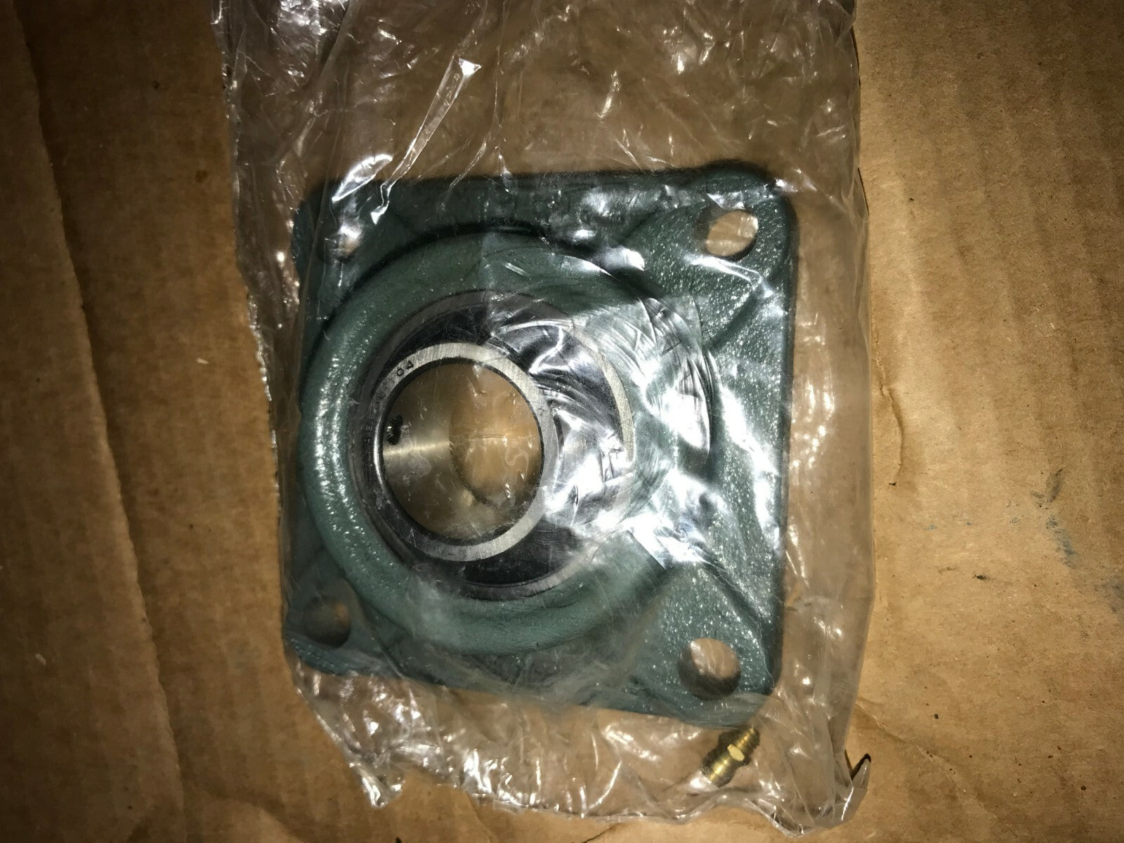  Brand new in box  NTN ASF206-104t  BEARING      FAST FREE USPS SHIPPING