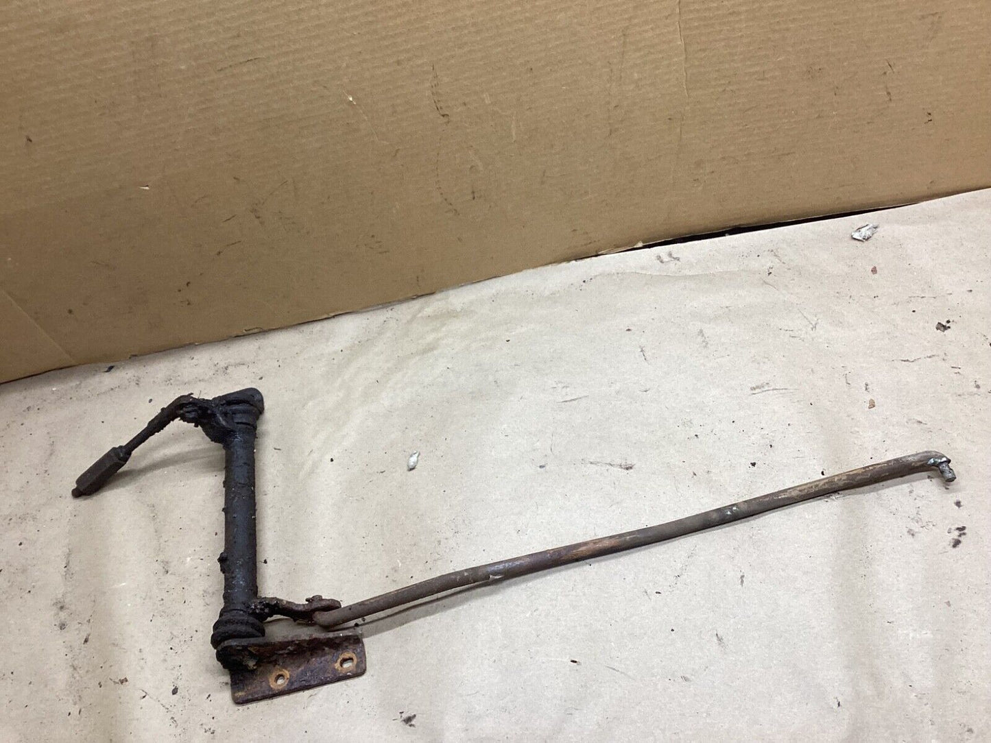 76-86 Jeep CJ OEM Clutch Bar Cross Shaft Bell Crank Bellcrank Linkage -READ AD-