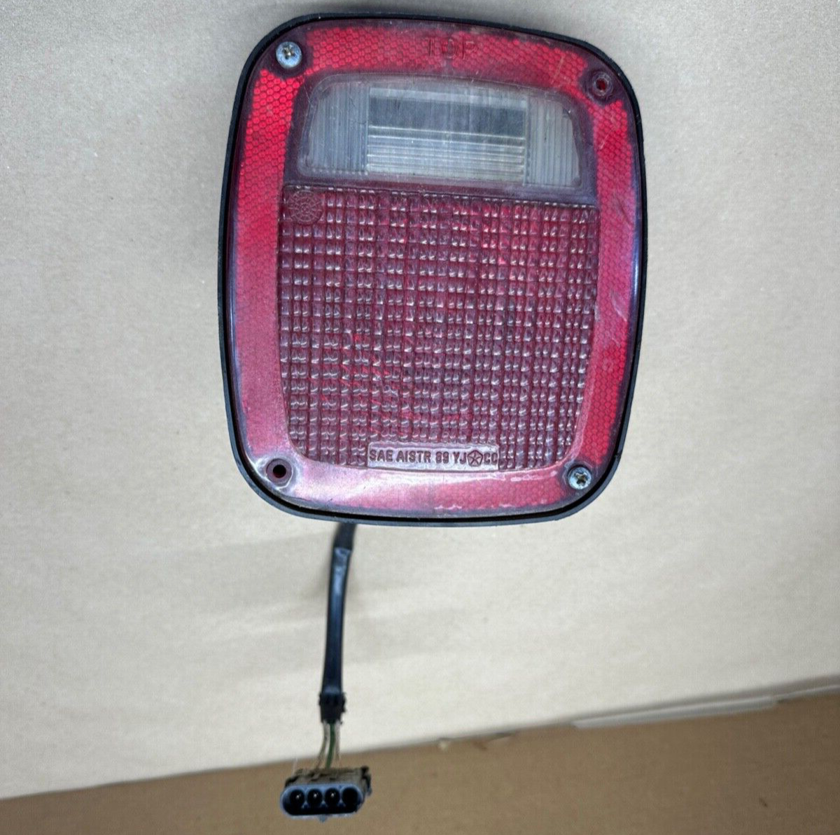 91-95 Jeep Wrangler YJ Brake Tail Light Right 4 Prong Male Plug Taillight OEM RR