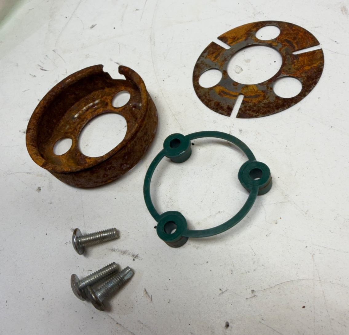 87-95 Jeep Wrangler YJ Cherokee XJ Tan Steering Wheel Horn Cap Button Hardware
