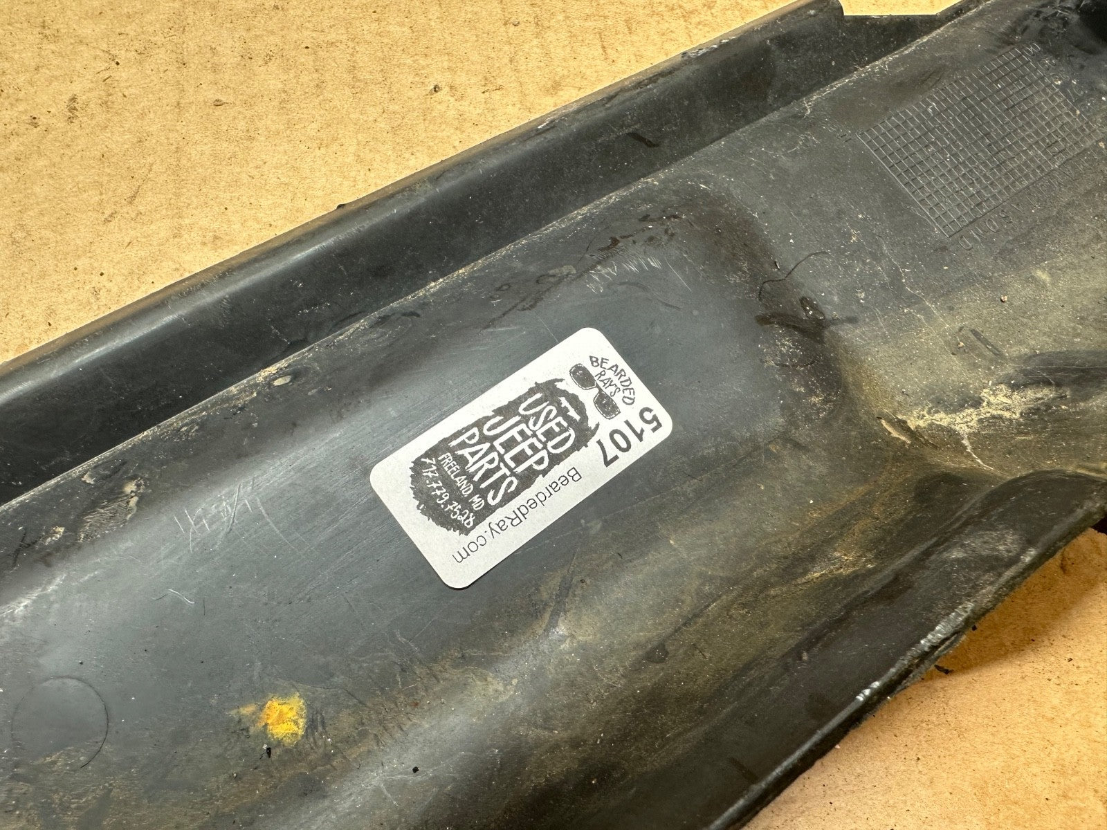 97-06 Jeep TJ Wrangler FRONT PLASTIC BUMPER COVER Frame Overlay OEM 55155667AC