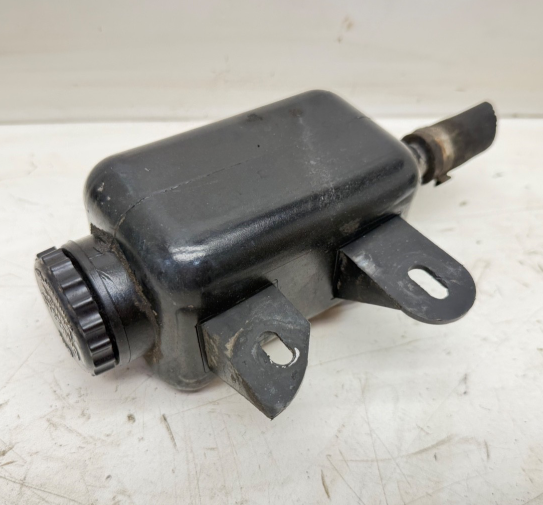 Jeep YJ Wrangler Power Steering Fluid Bottle Tank Reservoir 52004991 91-95 OEM
