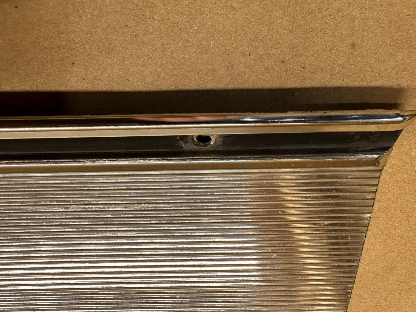 84-91 Jeep Grand Wagoneer SJ FSJ OEM Rear Tailgate Tail Gate Aluminum Trim LEFT