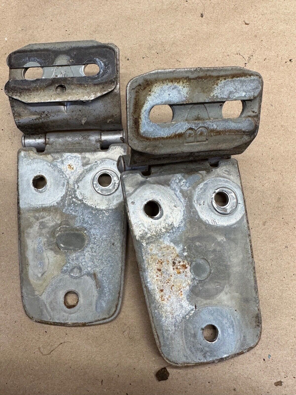 1997-2006 Jeep TJ Wrangler OEM Factory Hood Hinges Silver Hinge L R Left Right