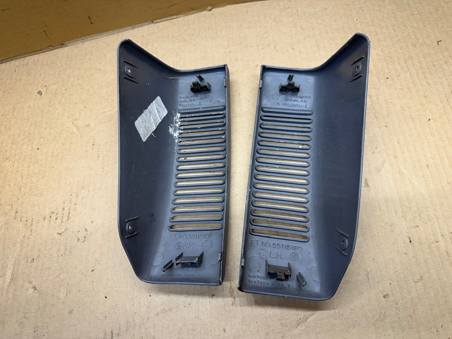 97-06 Jeep TJ Wrangler Factory Dash Speaker Cover Bezel Agate LH Driver Gray Gre