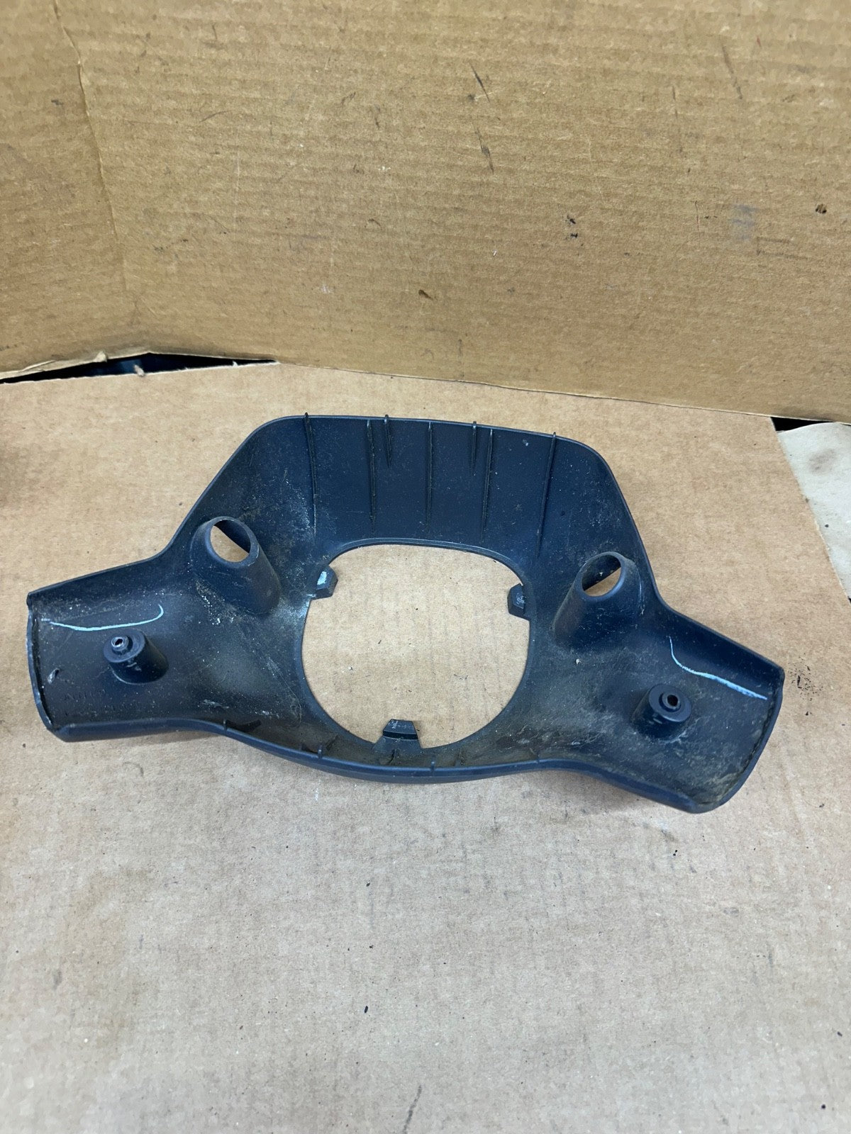 97-02 Jeep Wrangler TJ Steering Wheel Bottom Lower Trim Plastic Back Grey Gray