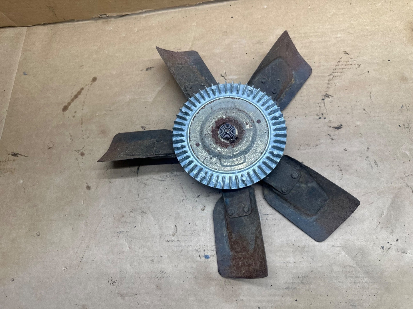 91-99 YJ TJ Jeep Wrangler 6 CYL 4.0 Radiator Cooling FAN BLADE w/ CLUTCH Bolt On