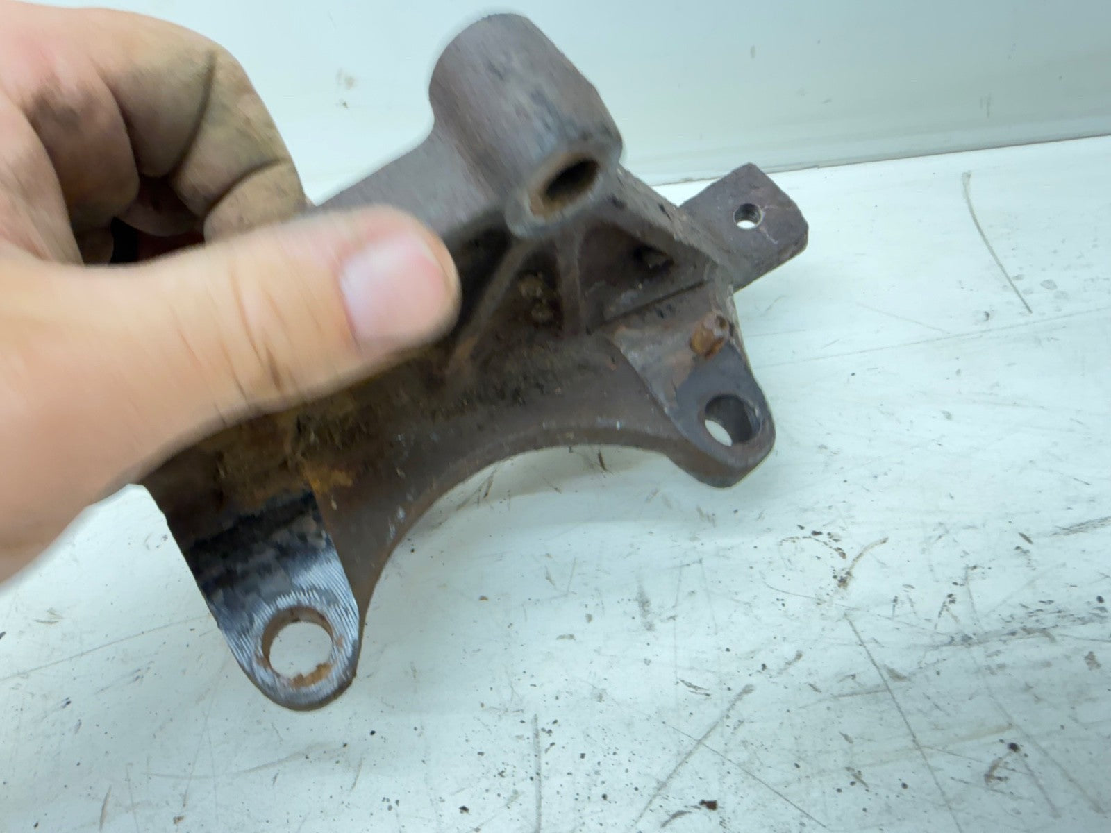 1987-1995 Jeep Wrangler YJ Steering Box Mounting Bracket Mount Brace OEM Factory