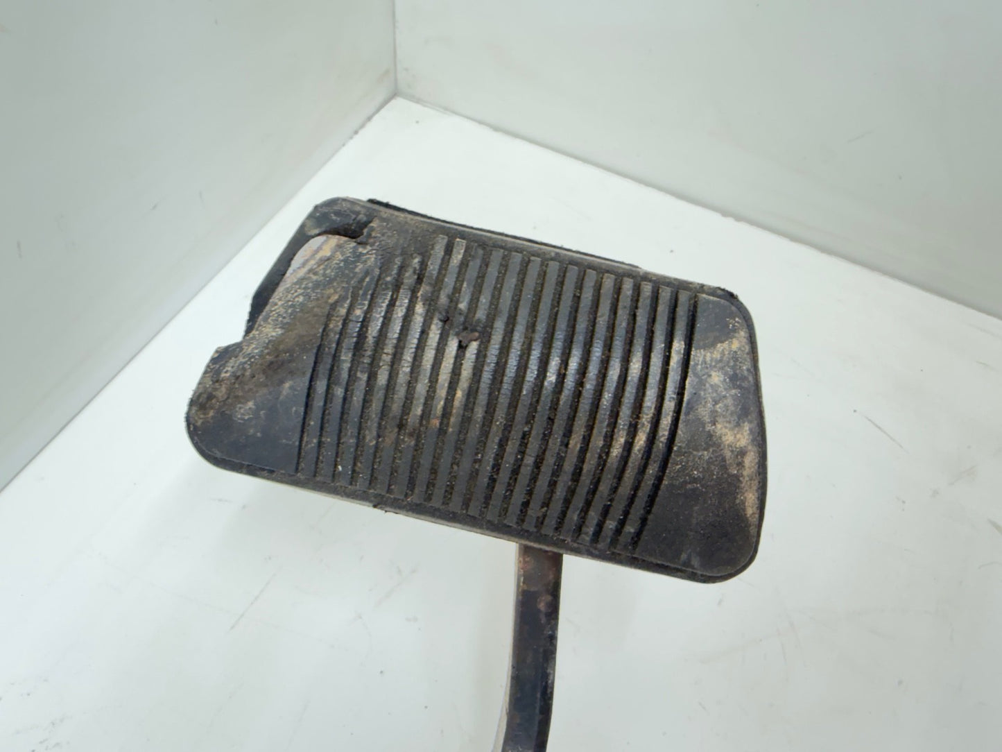 91-95 Jeep Cherokee XJ Brake Pedal Assembly Automatic OEM Auto Break Petal 94 93