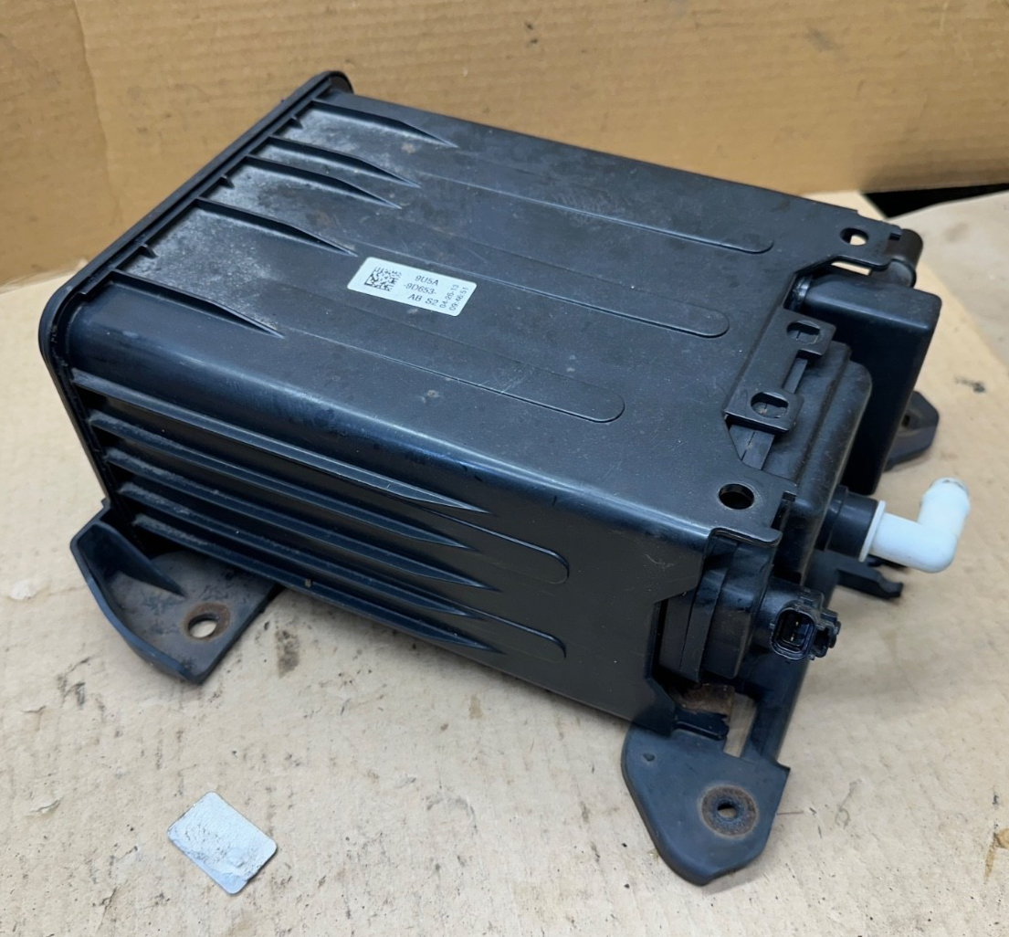 2013 FORD E150 VAPOR CHARCOAL CANISTER 9U5A-9D653-AB OEM Econoline Van Plastic