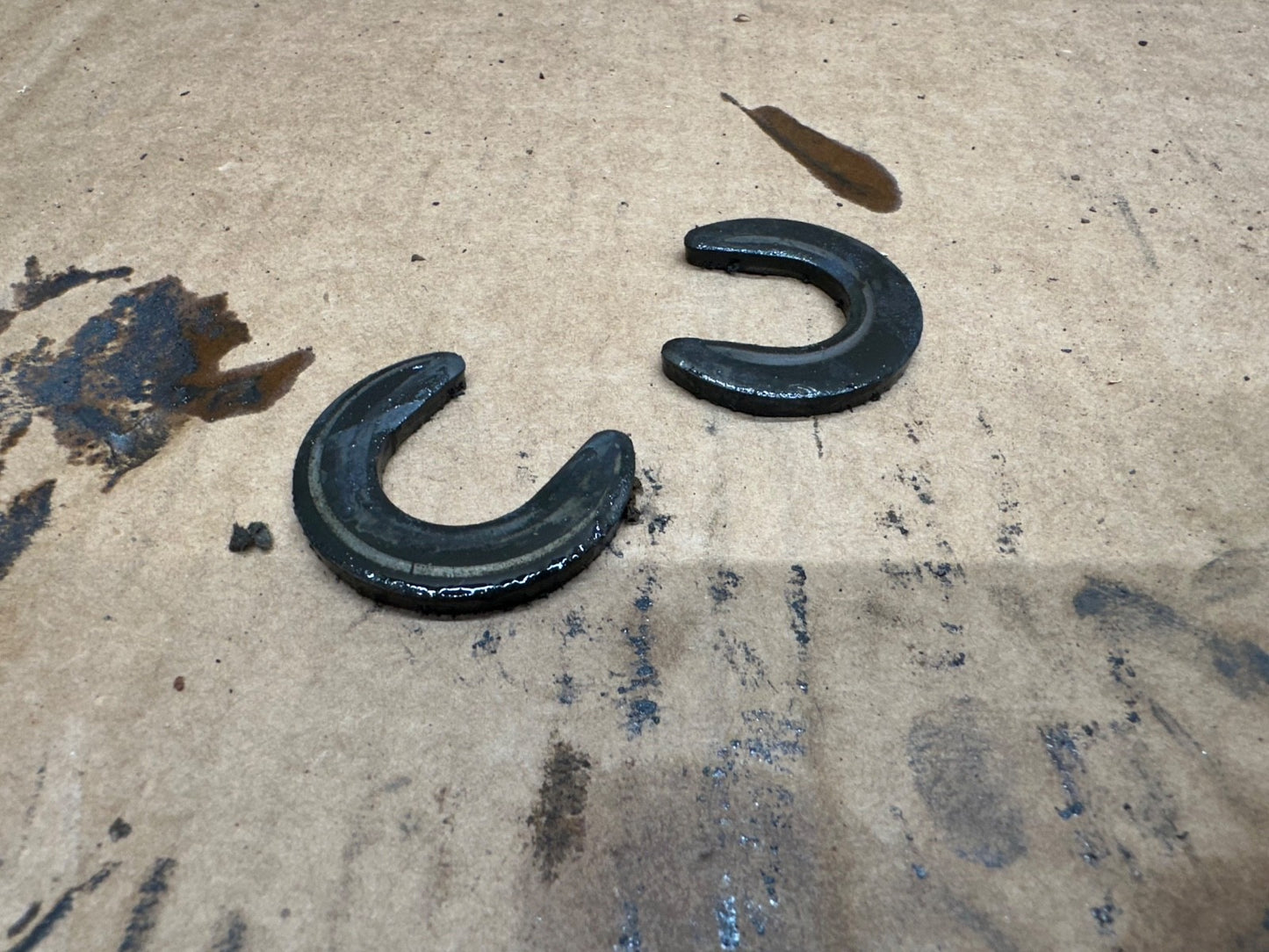 Ford 8.8 Rear Axle Shaft C Retaining Clip OEM Retainer F150 C-Clip Explorer 8.8"