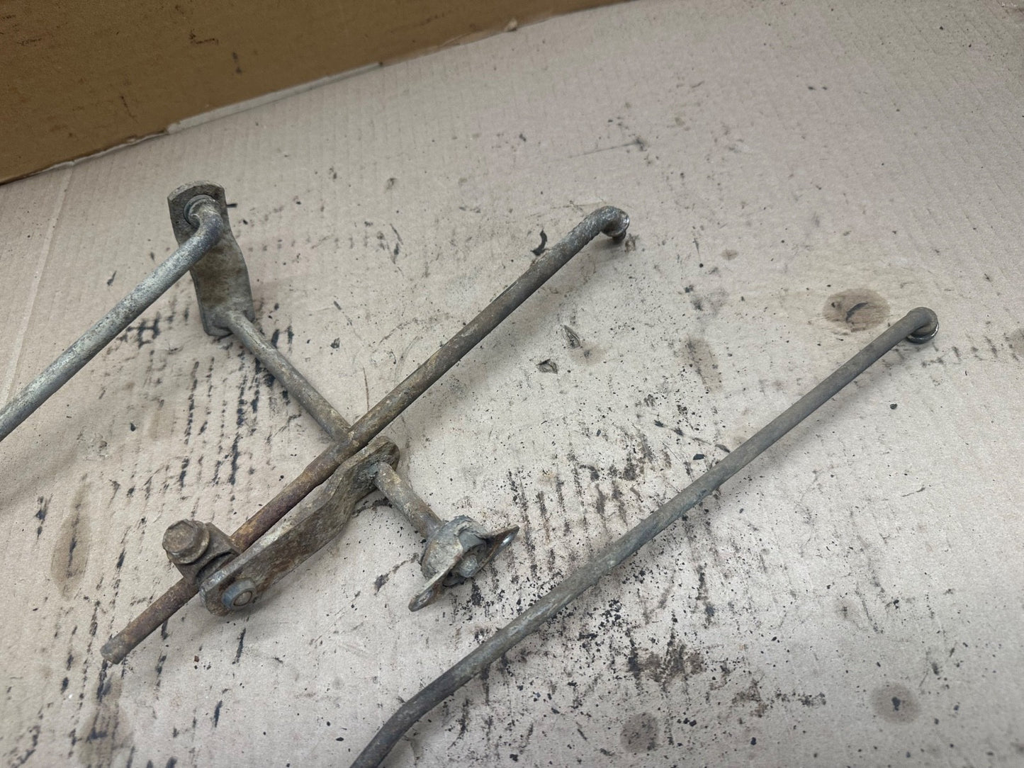 87-90 Jeep Wrangler YJ 4.2L Automatic Transmission Shift Linkage Rod Auto Pivot